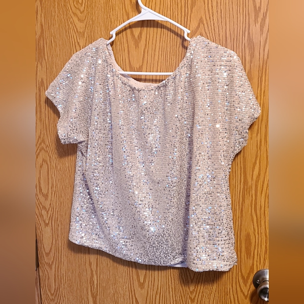 CBRAND silver sparkly top
